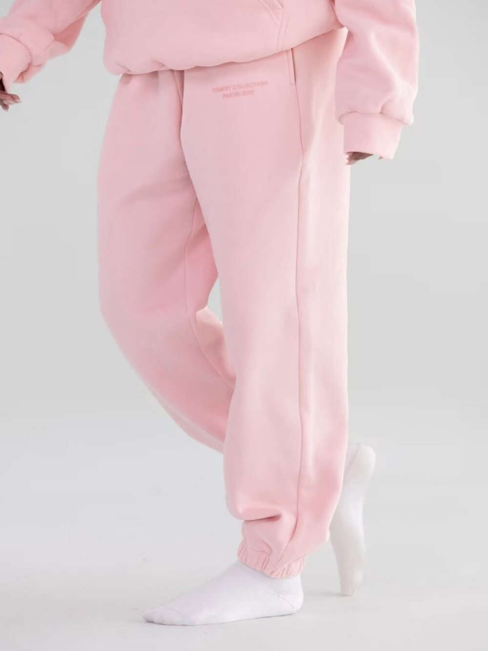SOLD---Comfrt Pastel Sweatpants in Bubblegum Pink Oversized Unisex Size XS NWT - Picture 1 of 10